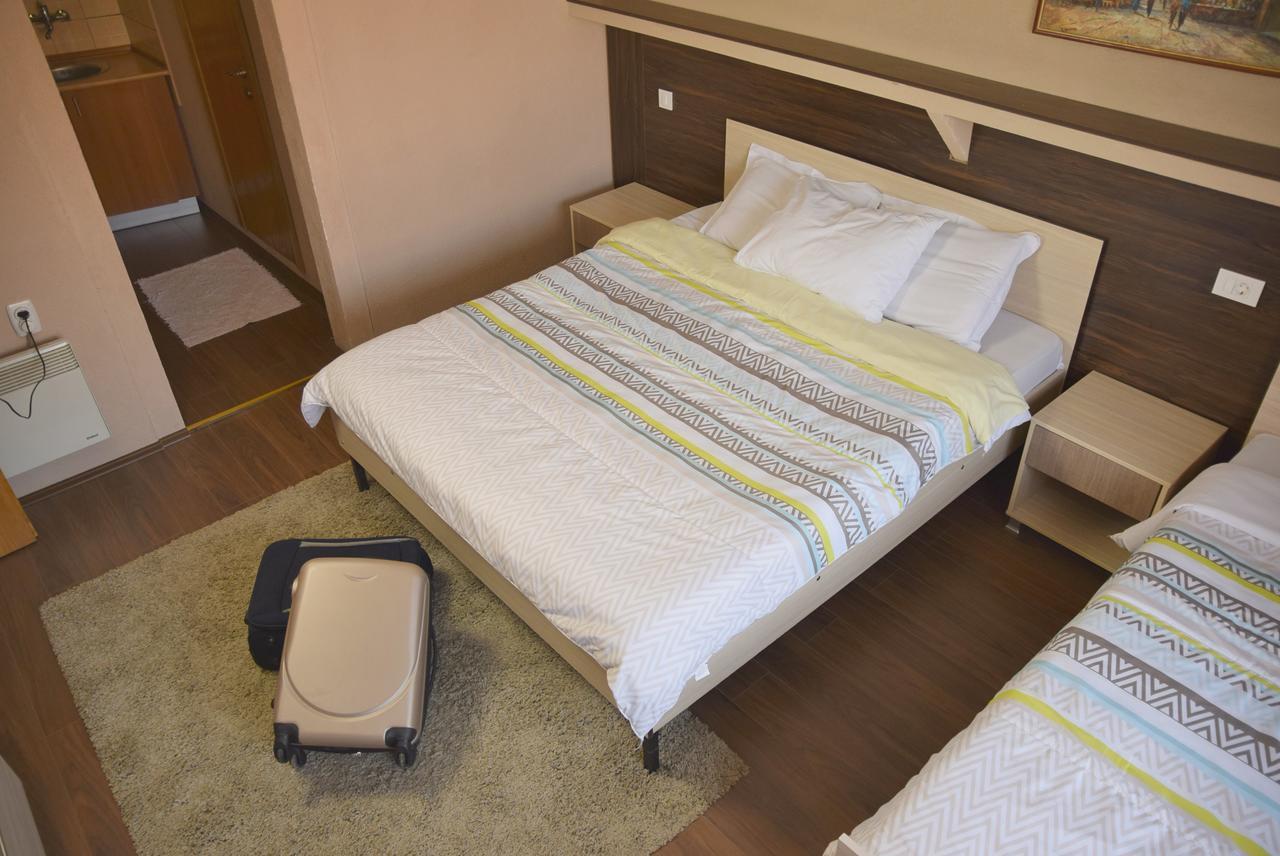 Guest House Via Bitola Exterior foto